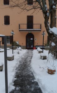 Ingresso con neve